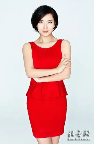 《新编辑部故事》聚热门话题 陈好当评委显温情