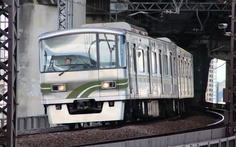 【转载】首尔地铁7号线(富平区厅~道峰山)报站 lcd合集_哔哩哔哩_bili