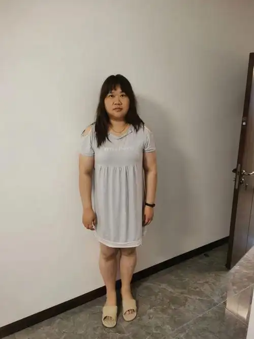 第一张照片是最近一年最胖187斤的