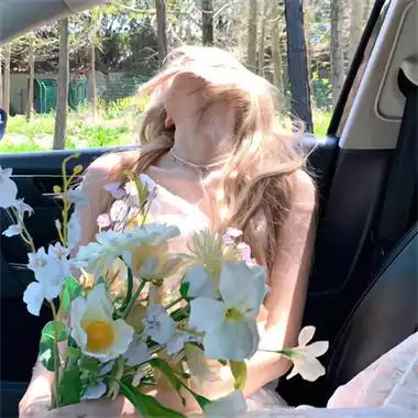 很适合夏天使用的清爽女生头像 优雅美好的清凉感女头