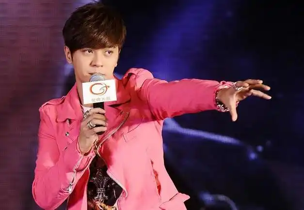 罗志祥陈牧驰周峻纬文咏珊刘诗诗林允虞书欣