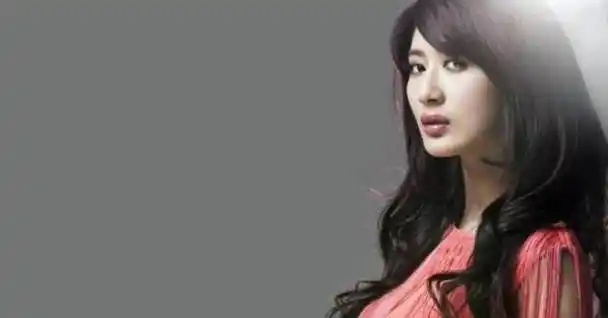 有人说她演技不输佟丽娅,却只能演配角,难道郭珍霓不懂规则?