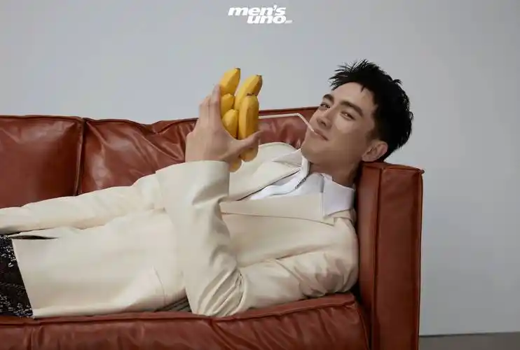 林更新玩转水果封面大片来袭清新惬意回归本真