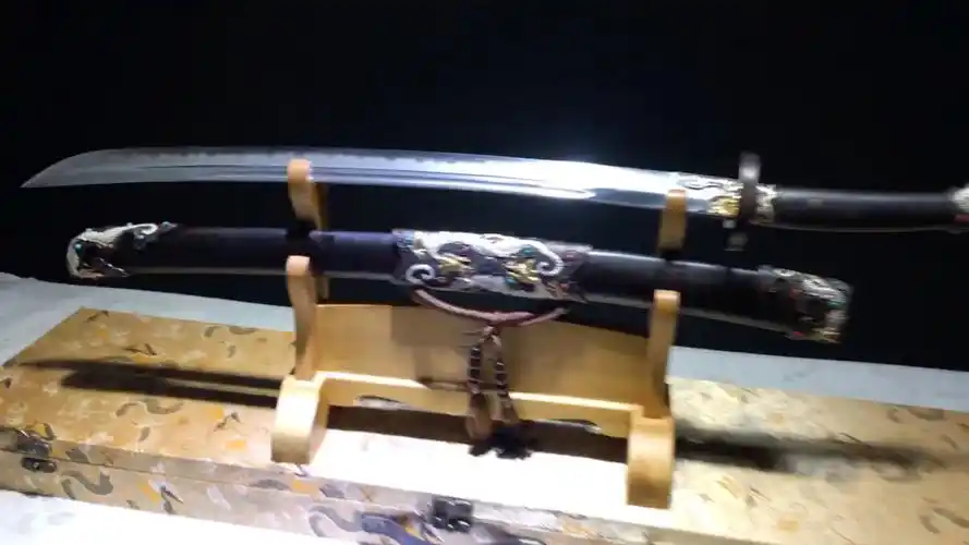 七枚合七层夹钢烧刃研磨鎏金装清刀雁翎刀绣春刀