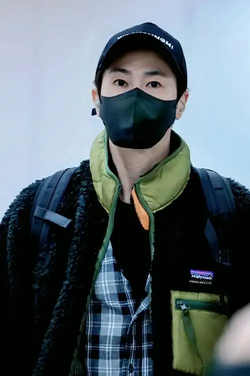 郑允浩#230214  金浦入境  hd3p【虽然机场很拥挤,但因为在一起,艘栽