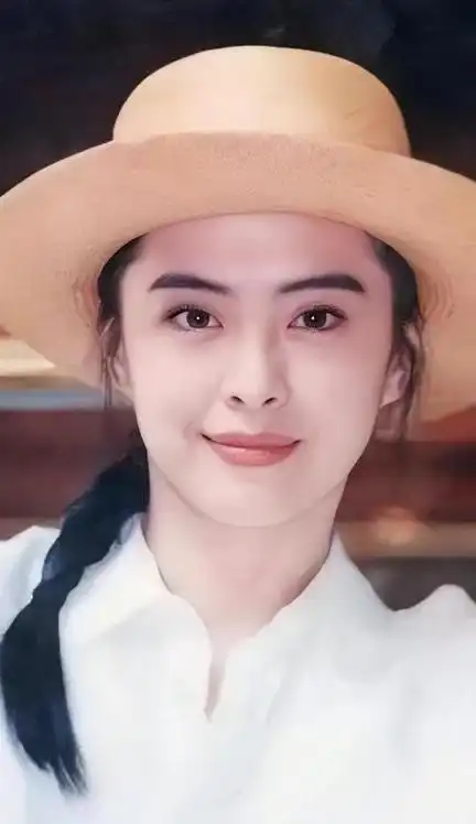 在那个神仙打架的年代,香港女明星可以说是个个争奇斗艳!