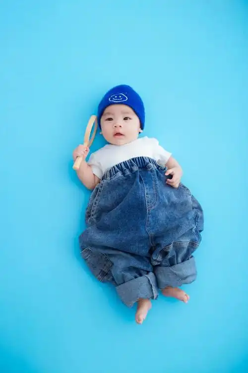 儿童摄影 #宝宝照 #客片分享 #爱笑宝宝  偷穿大人衣服 - 抖音