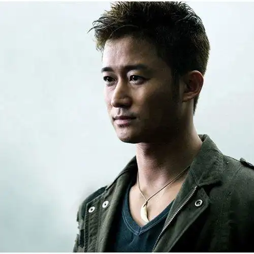 吴京捐助灾区20万元 明星腾讯微博大爱延续