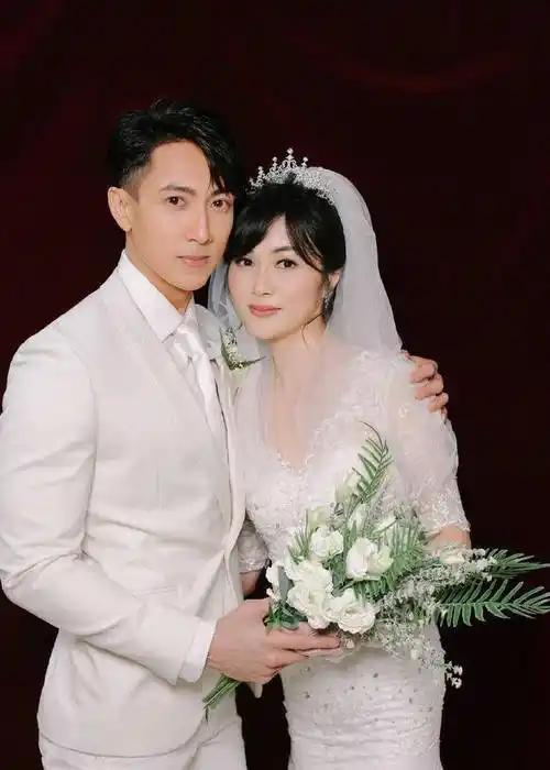 吴尊叫辰亦儒生孩子,三个月不能说,看他的照片,曾之乔怀男孩?