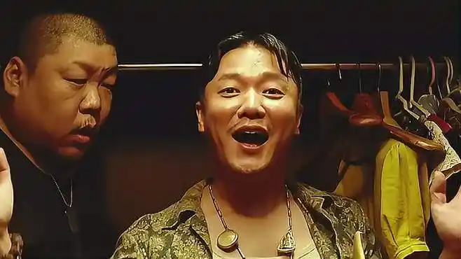 唐人街探案:坤泰眼看藏不住,直接开唱生日歌,爆笑名场面