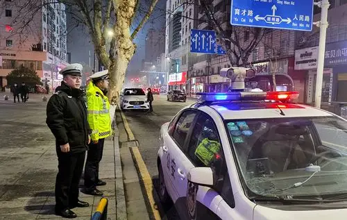 重点路口夜间值守