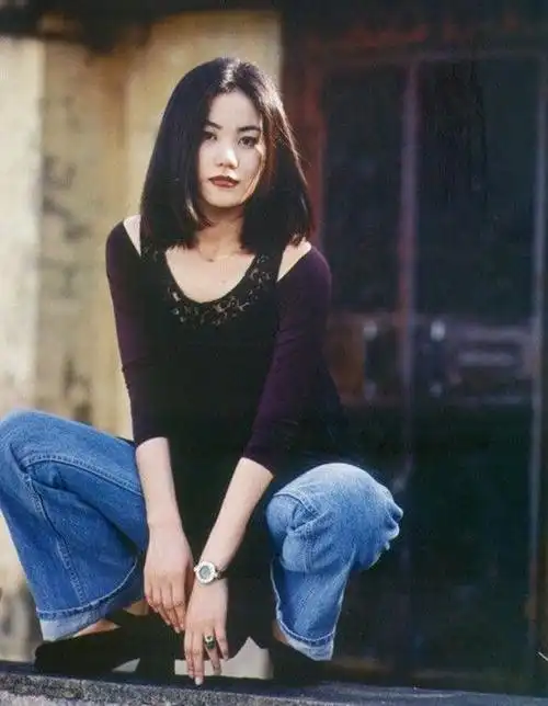 王菲昔日旧照回顾