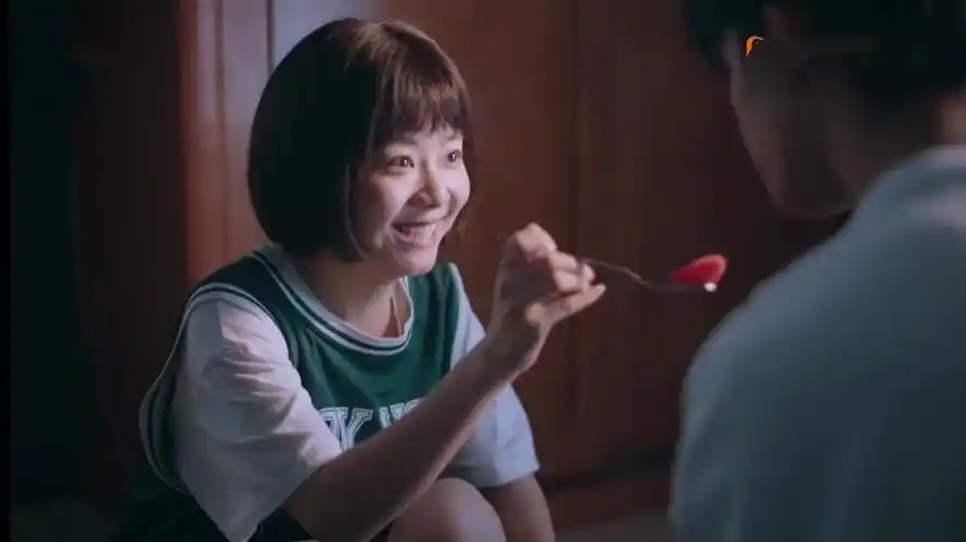 以家人之名凌霄决定出国回家不忍告诉尖尖用西瓜暗喻太虐了