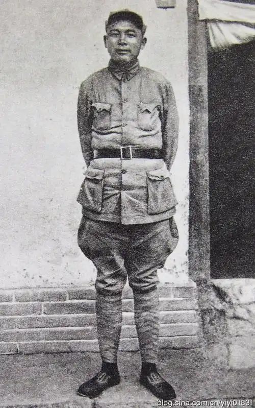 他曾给红军雪中送炭,没参加过解放战争,却在开国大将中排名第二