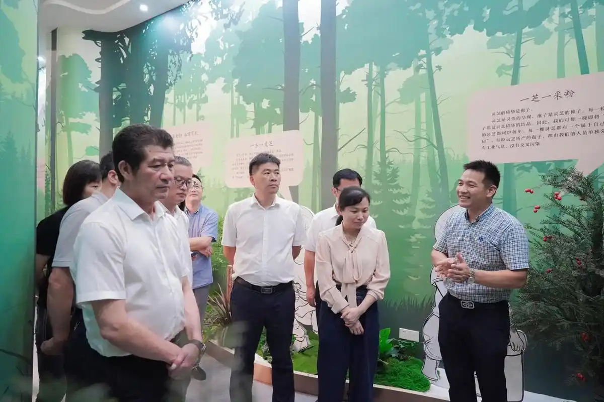 兰溪市人大常委副主任徐建光一行莅临济佰川考察调研指导工作