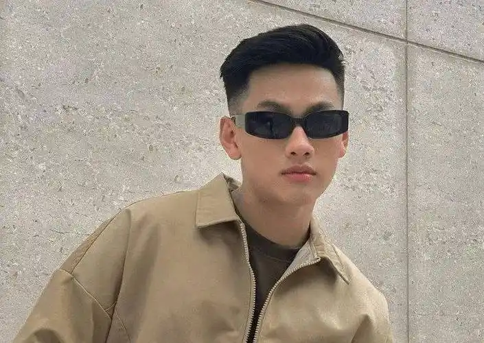 男生夏天留这几款潮流短发,阳光又帅气_发型_头发_造型