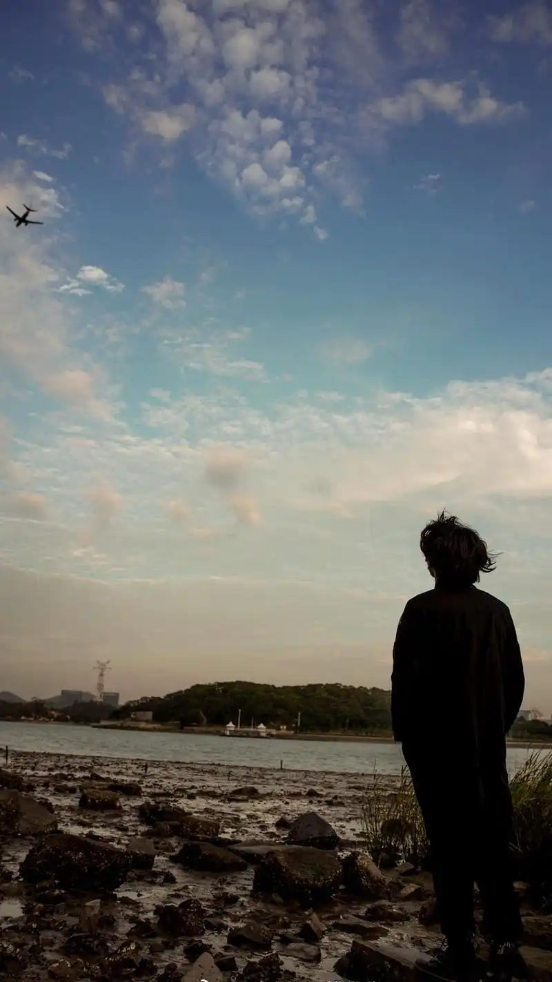 孤独男生背影高清原图下载,孤独男生背影,图片,壁纸,摄影-桌酷