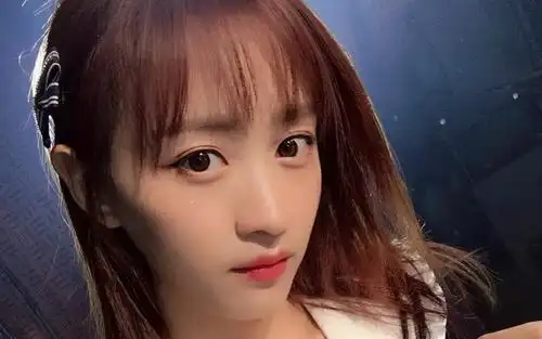 snh48成员黄婷婷时尚写真,高清图片,电脑桌面-壁纸族