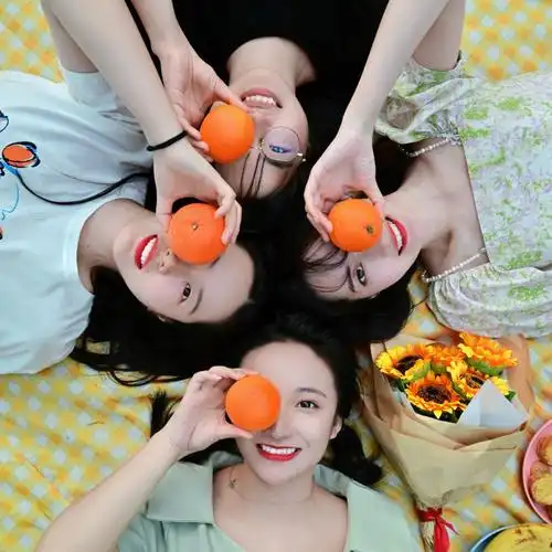 野餐拍照 #四人拍照姿势  #拍照姿势  #野餐  #拍照姿势