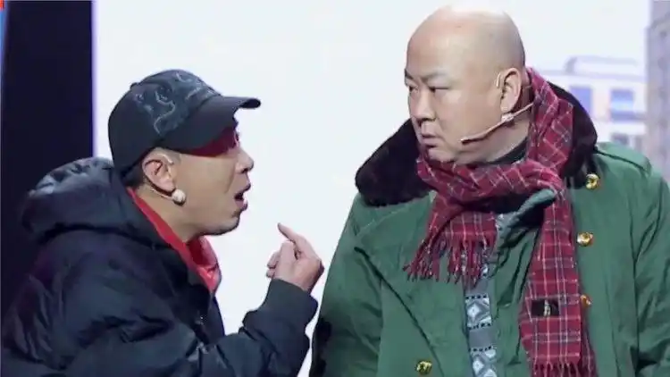小品《亲人》,郭冬临搭档邵峰包袱抖不停,笑岔气了丨笑动剧场