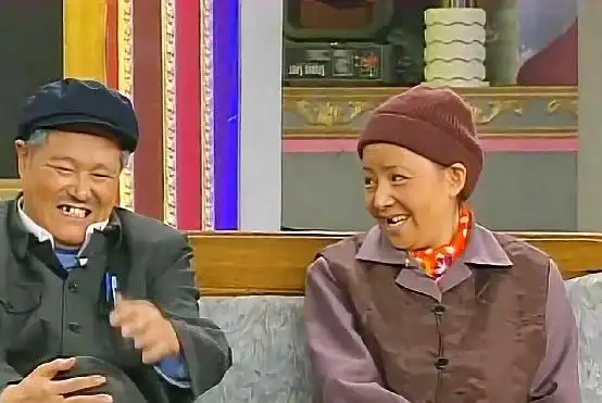 之后宋丹丹数次登上春晚的舞台,与赵本山"白云黑土"的搭档更是让人