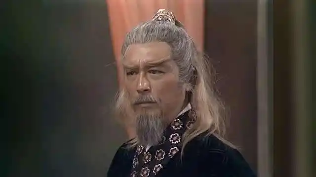 83版"黄老邪"近照曝光,精神超好不似85岁,曾与谢贤冲突被掌掴