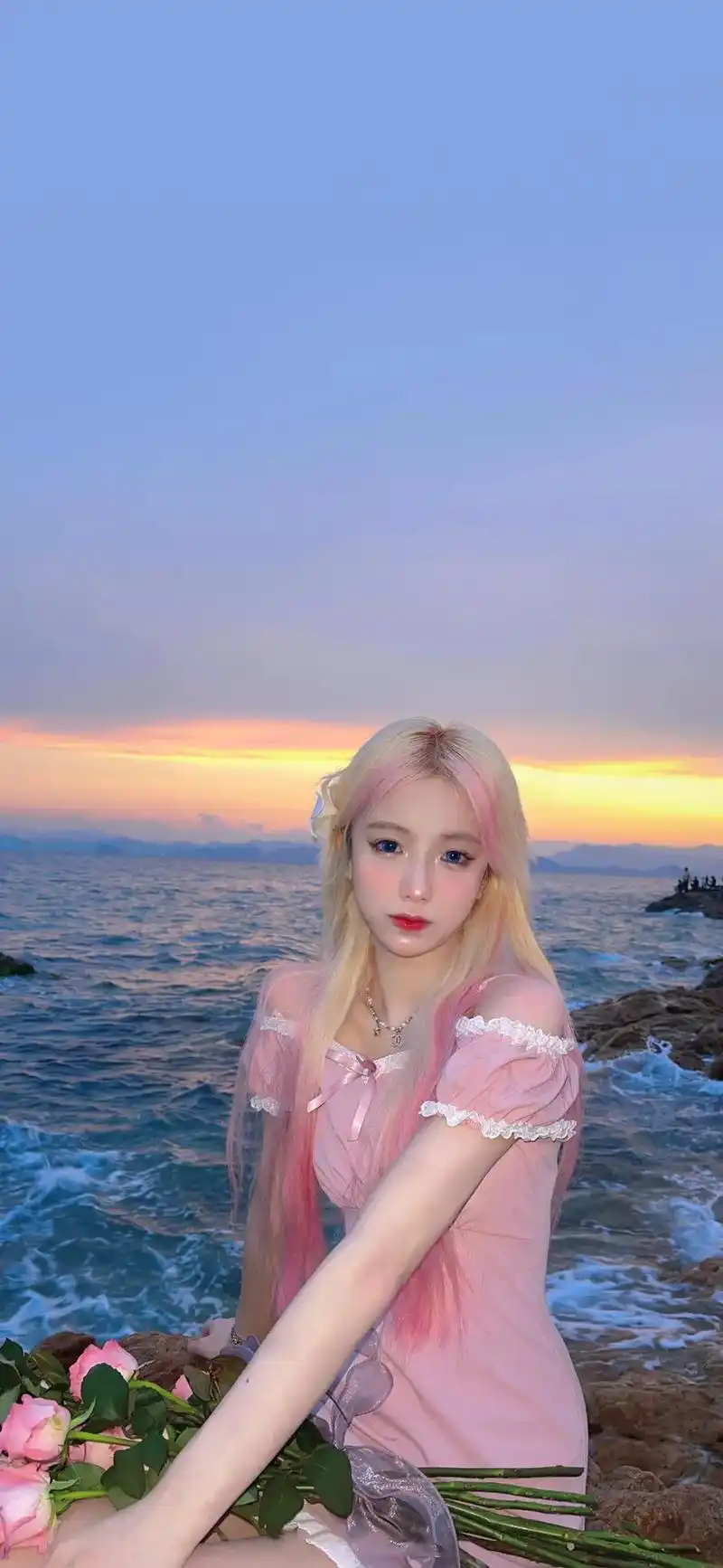 送你一张壁纸 甜系女孩 仙女发色 路怡小姐姐#高清全屏手机 - 抖音