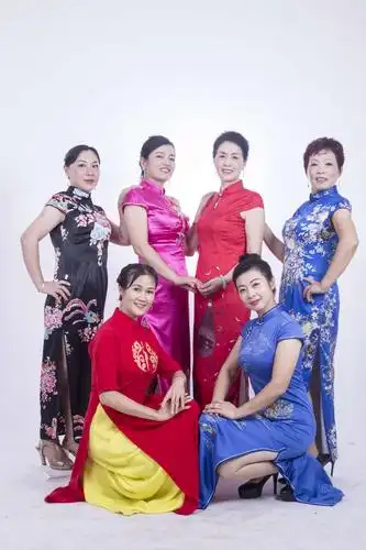 泉州旗袍艺术队《魅力旗袍 长春永恒》年聚会 - 美篇