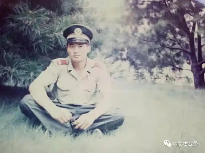 这些武警军装,你穿过哪一身?_服装