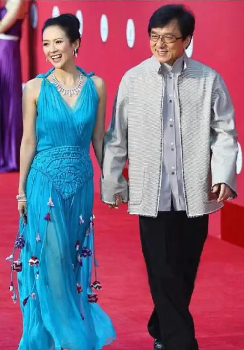 半个娱乐圈为她做"绿叶",如今看来,章子怡的"江湖地位"稳了