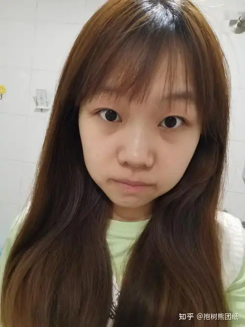 怎么看待不打扮不化妆的女生? - 知乎