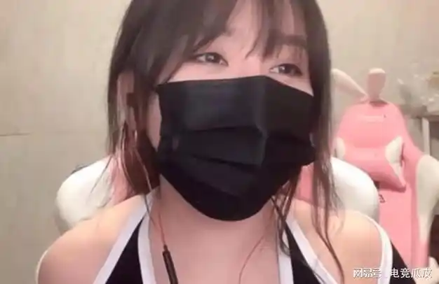 吃鸡圈的顶流主播,截止今日已经停播66天,就在4月1日小团团迎来了自己