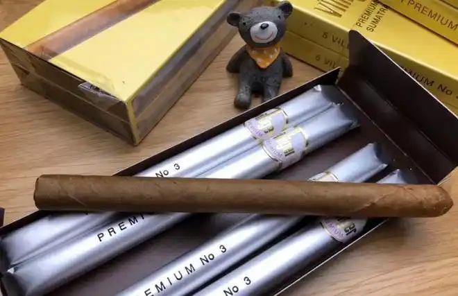 比中华更好抽的雪茄入门新手茄友必备的简单雪茄捎一支有面子