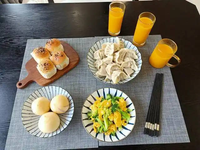 我家早餐不摆盘不花哨,简单实在又好吃,网友:接地气的美食家