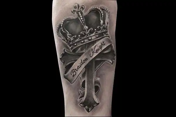 精选5款十字架纹身图案5
