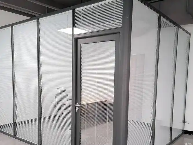接办公室隔墙玻璃隔断单双玻百叶隔断装修公司提供办公室写字楼展厅等