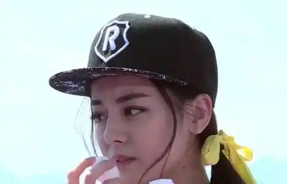 原创迪丽热巴跑男最丑形象曝光脸大无光似包子难道真胖了