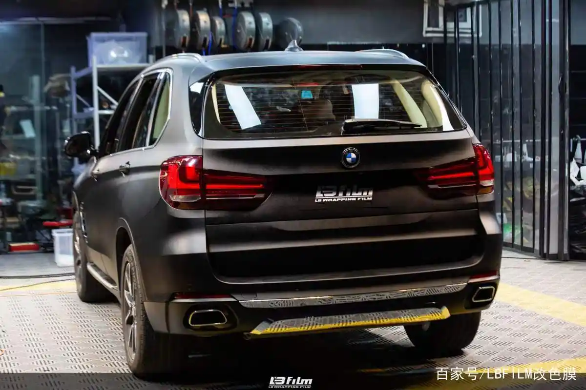 lbfilm改色膜:宝马-x5改色磨砂黑