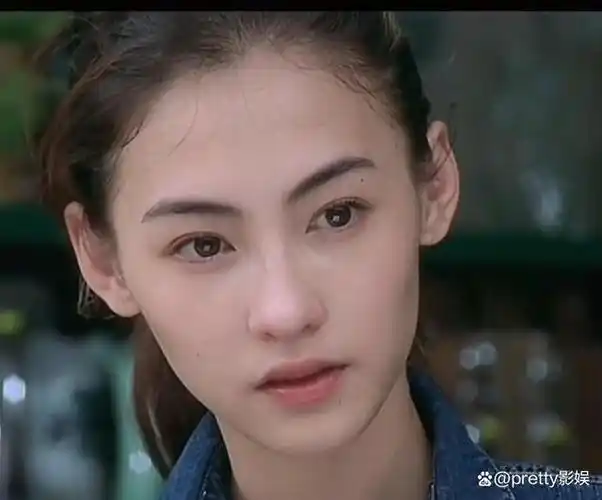 张柏芝,我一直在想他这个喉咙怎么能唱出星语心愿的?