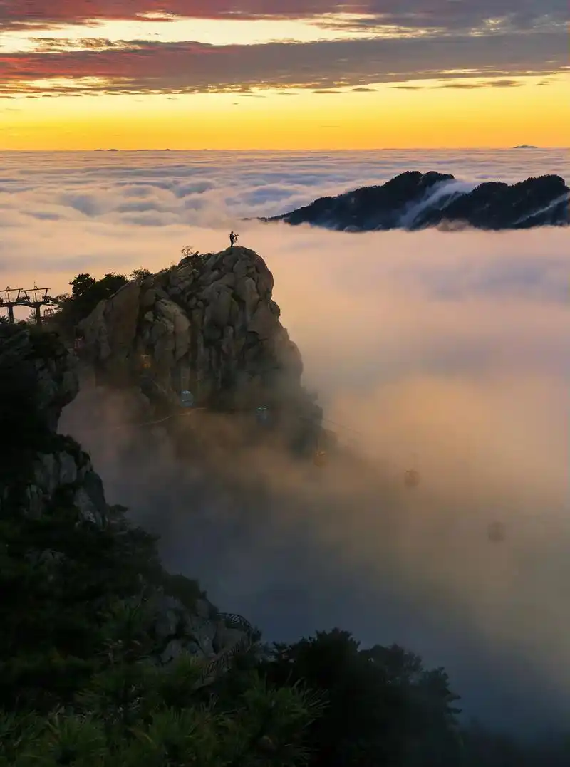 人间仙境,梦境天堂——龟蒙云海.#保持热爱奔赴山海  #旅行 - 抖音