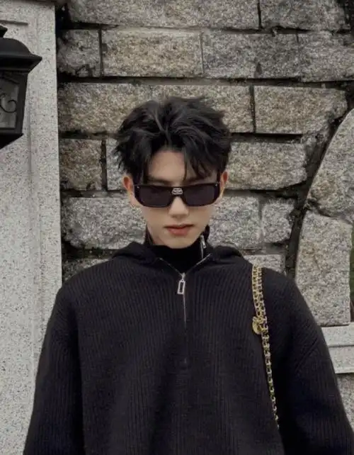 长脸特别适合的男生发型~多:韩式设计v