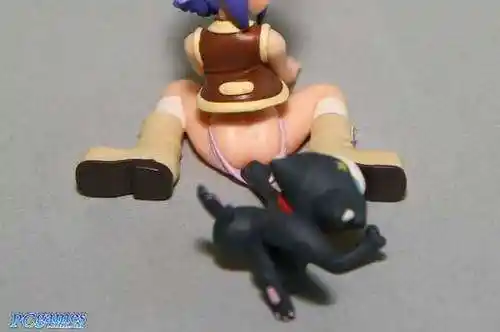 《萌单》少女邪恶手办欣赏(组图)