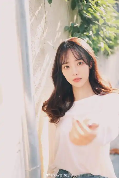 兔子牙(温柔本身)-神仙颜值库-话本小说网