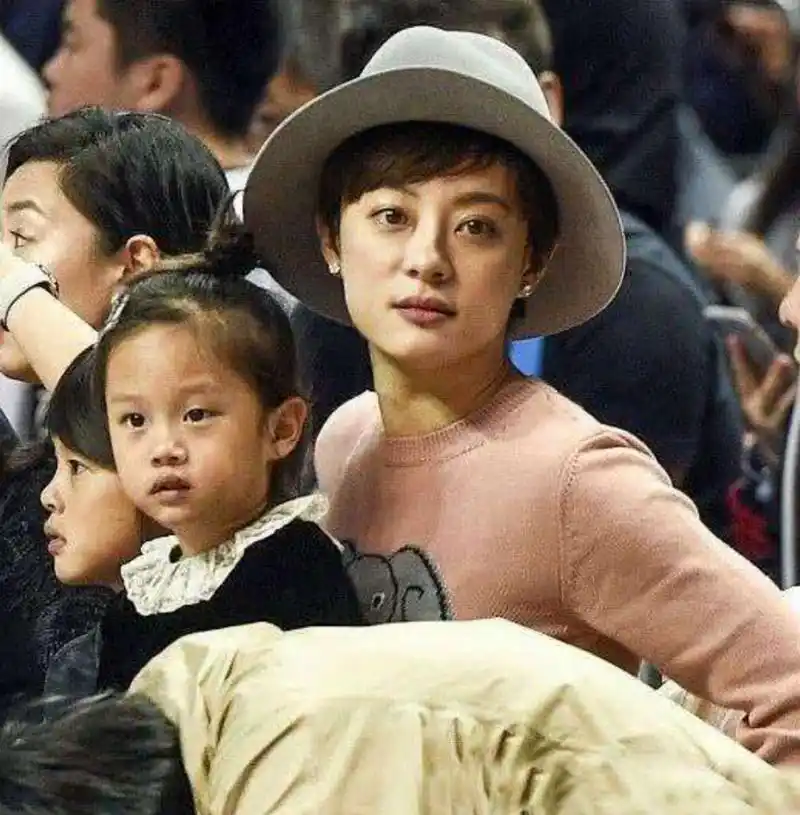 孙俪坦言不想生"三胎",原因让人信服,网友:娘娘威武霸气