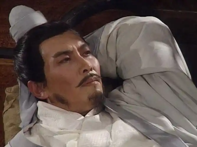 94版三国演义-草船借箭前,诸葛亮向鲁肃讲"何为将帅"