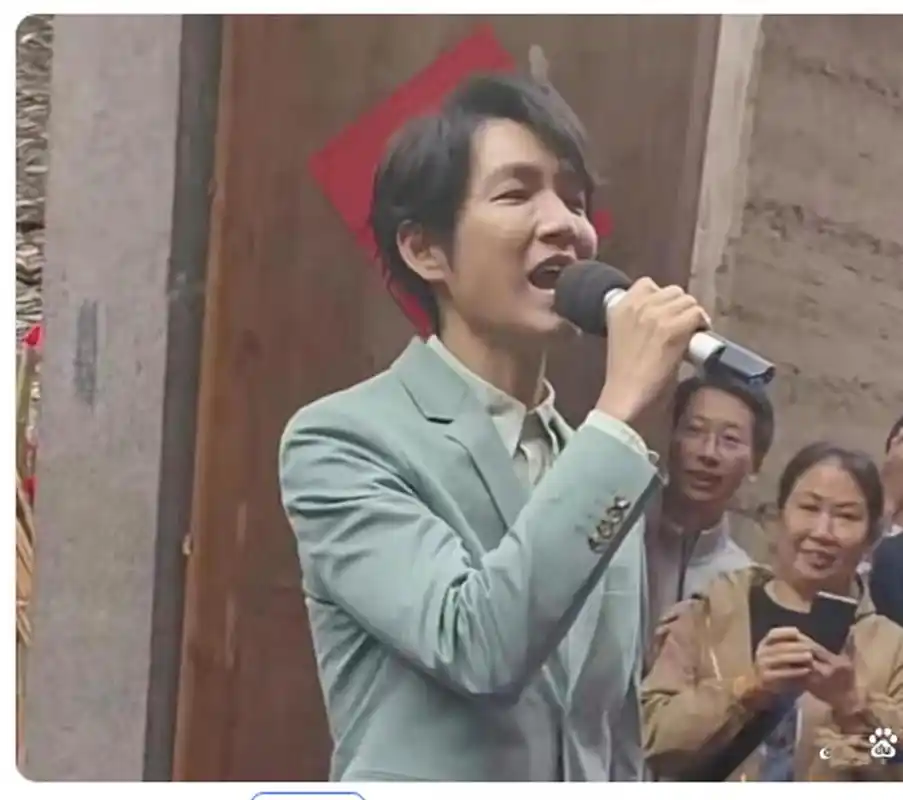 素颜下的钟汉良看得出来老了很多