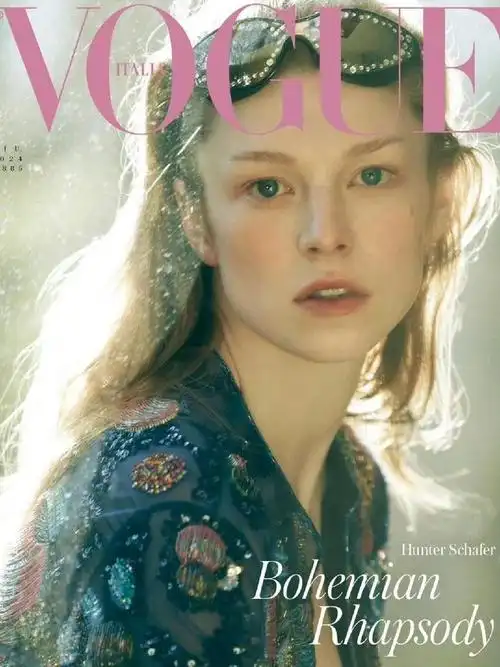 hunter schafer首次登上vogue意版封面