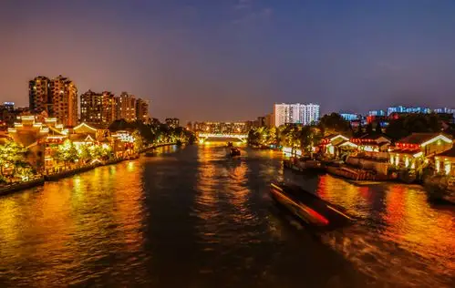 大运河两岸夜景