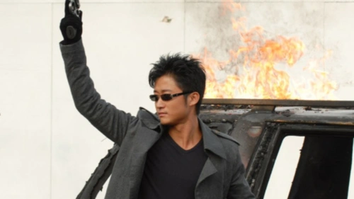 《男儿本色》余文乐刚装逼完, 马上就被吴京羞辱了