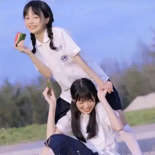 哈喽,这里是小沈学长喜欢的小仙女可以点赞评论或关注